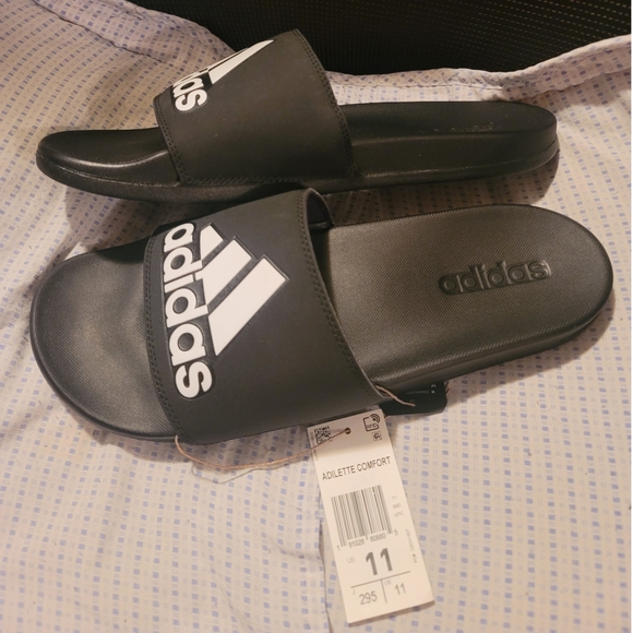 Adidas Men's Adilette Comfort Slides Sandals Size 11 - Picture 2 of 8